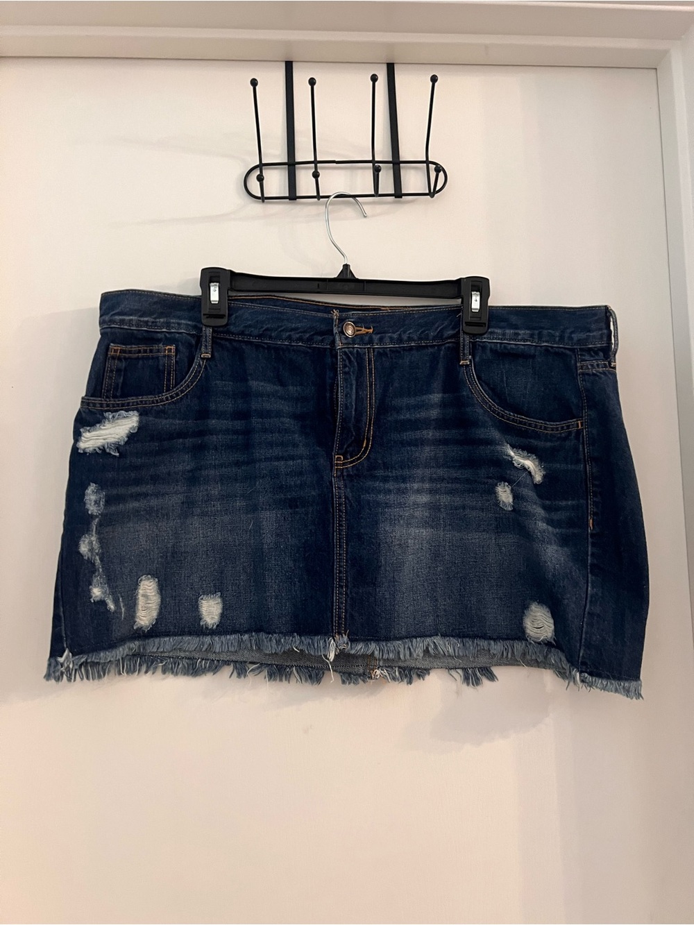 Old Navy Distressed Denim Mini Skirt Size 18 Frayed Hem Raw